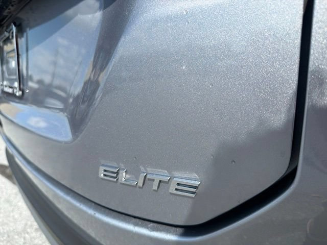 Used 2023 Honda Pilot Elite image 8
