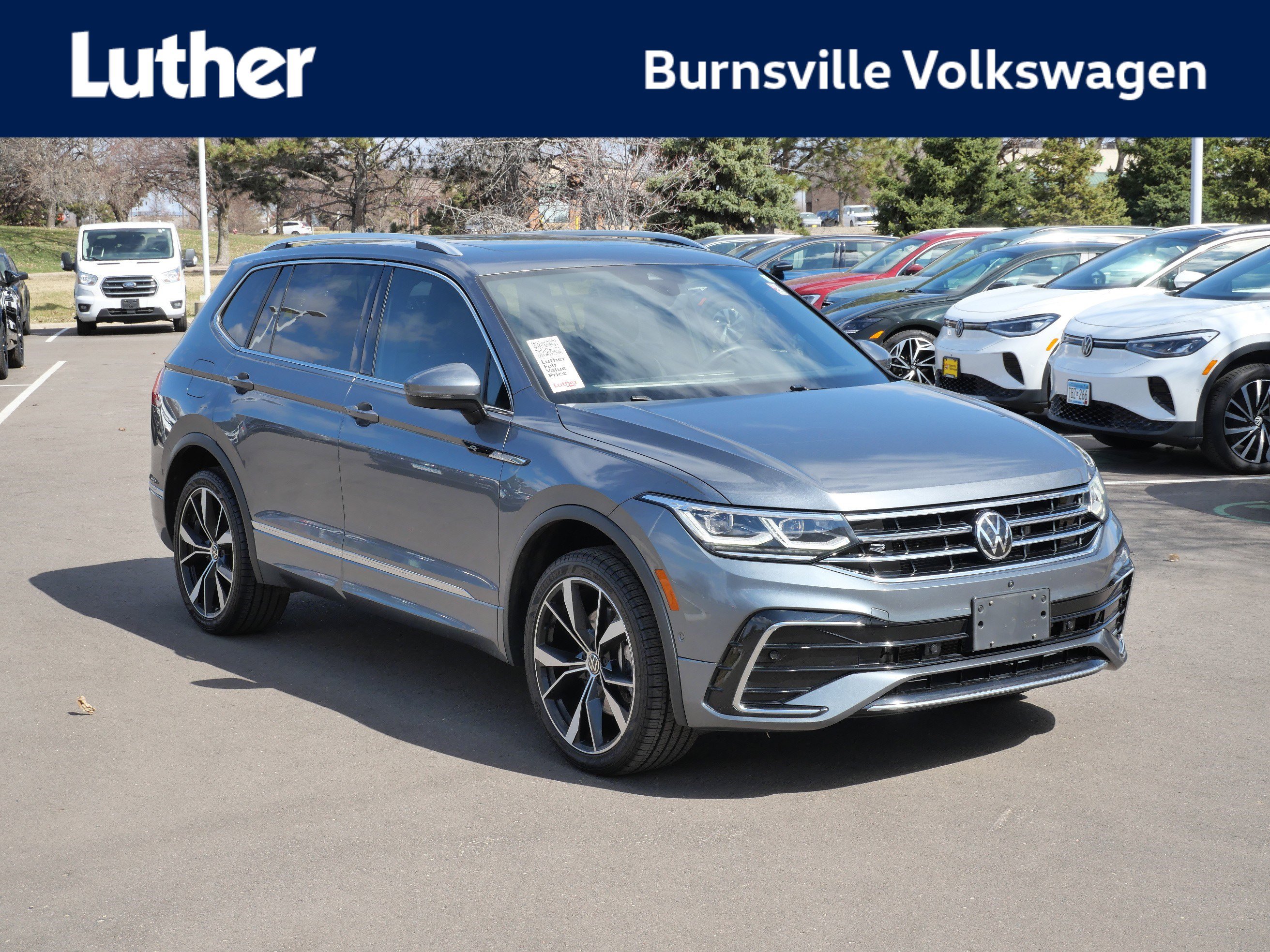 Used 2022 Volkswagen Tiguan SEL R-Line video 1