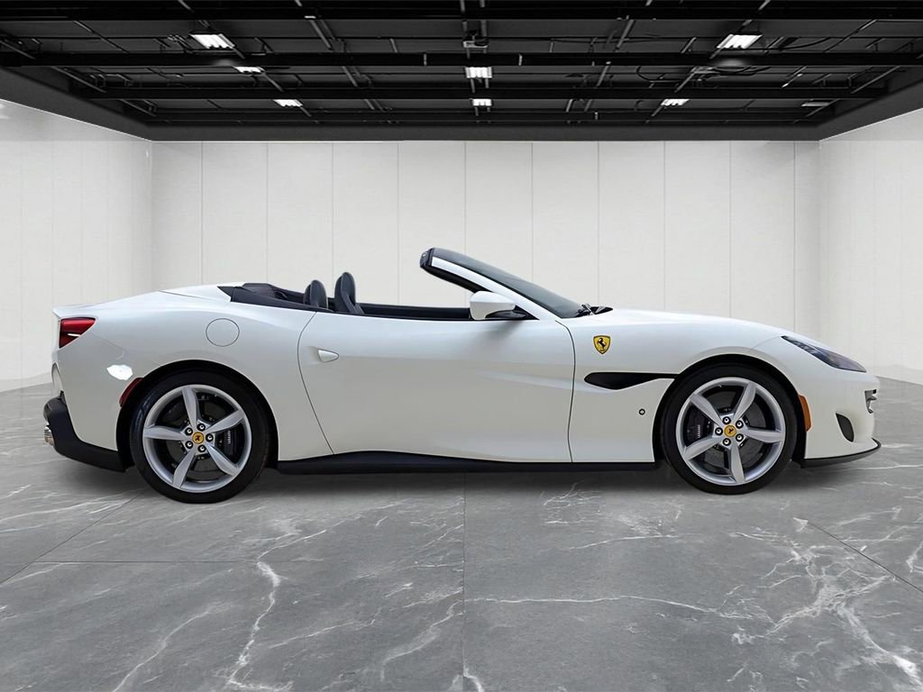 Used 2019 Ferrari Portofino image 19