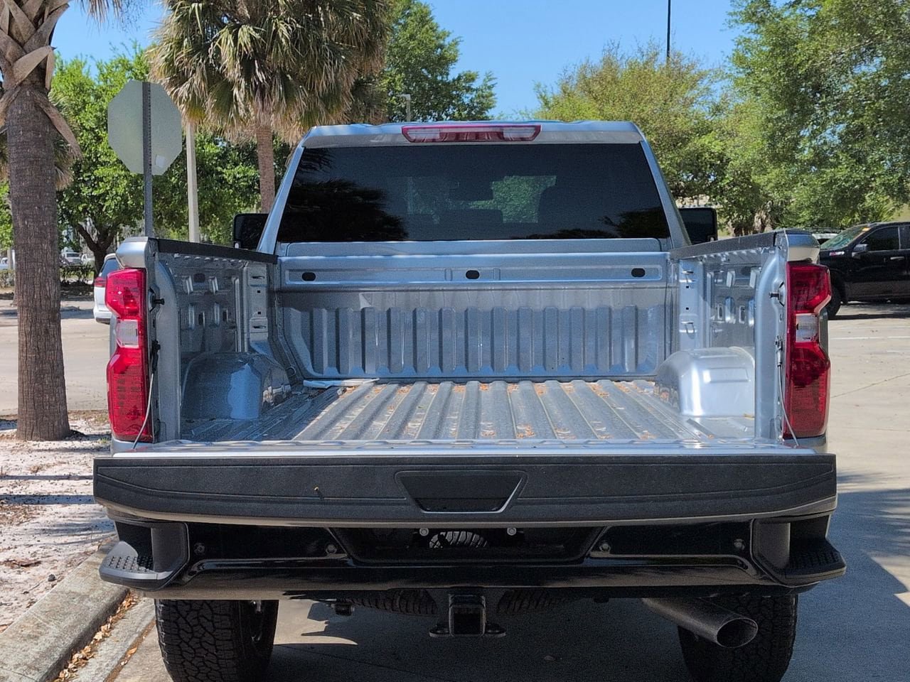 New 2026 Chevrolet Silverado 2500 Custom w/ Custom Value Package RWD image 23