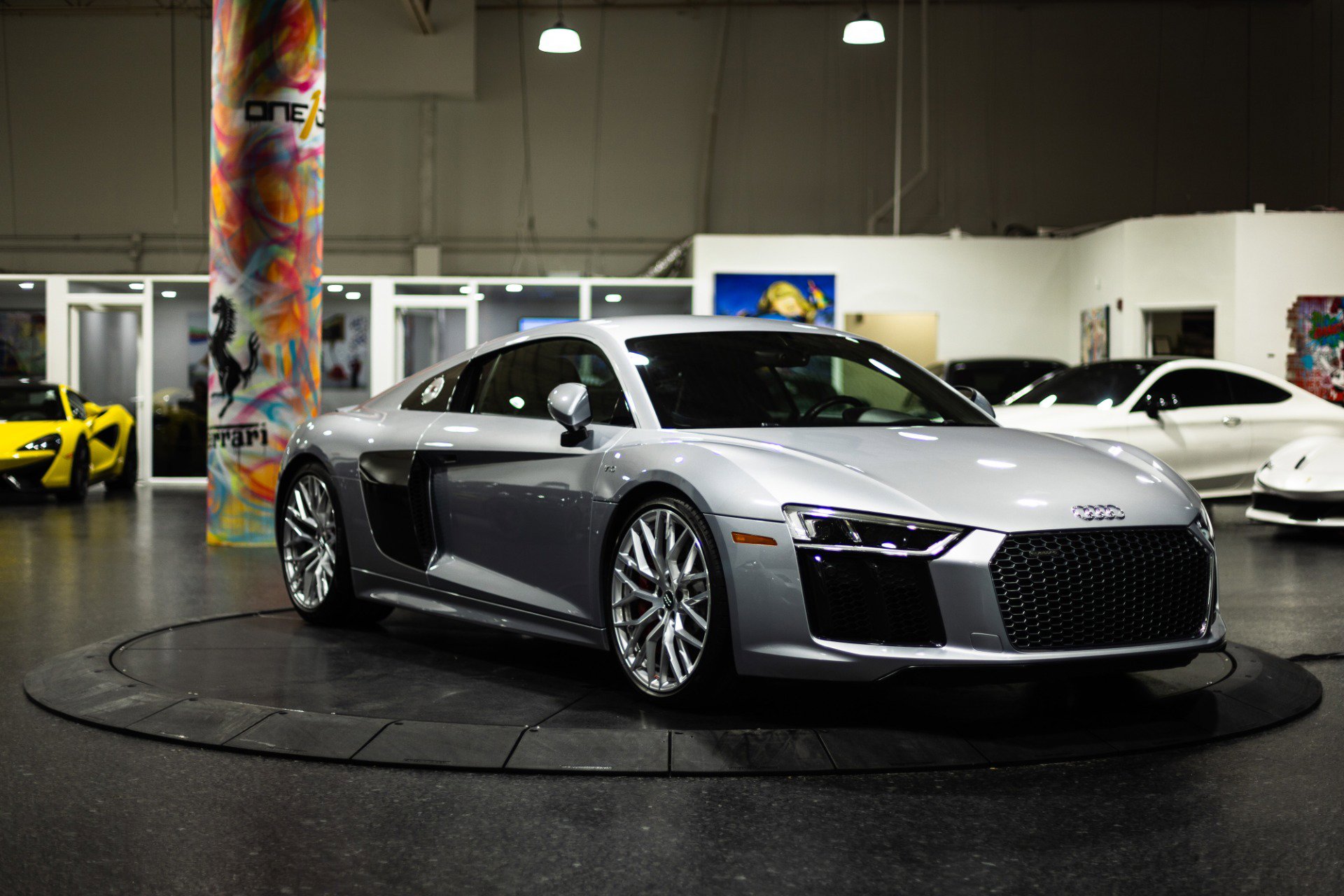 Used 2017 Audi R8 V10 w/ Carbon Exterior Package image 16