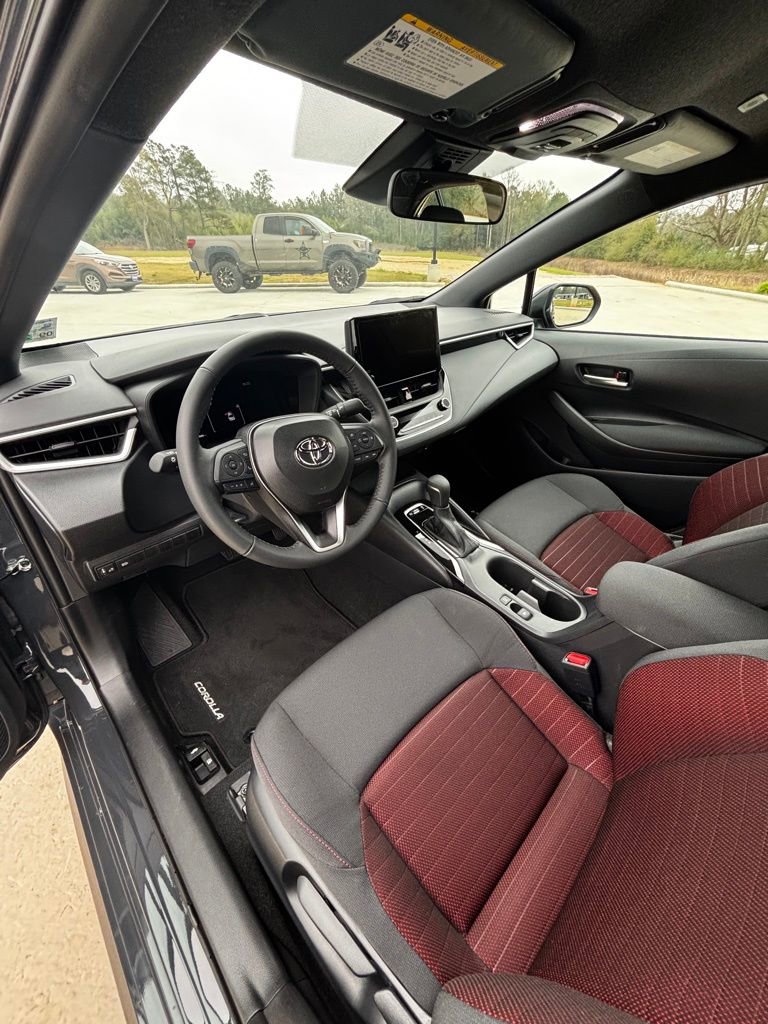 Used 2026 Toyota Corolla SE image 11