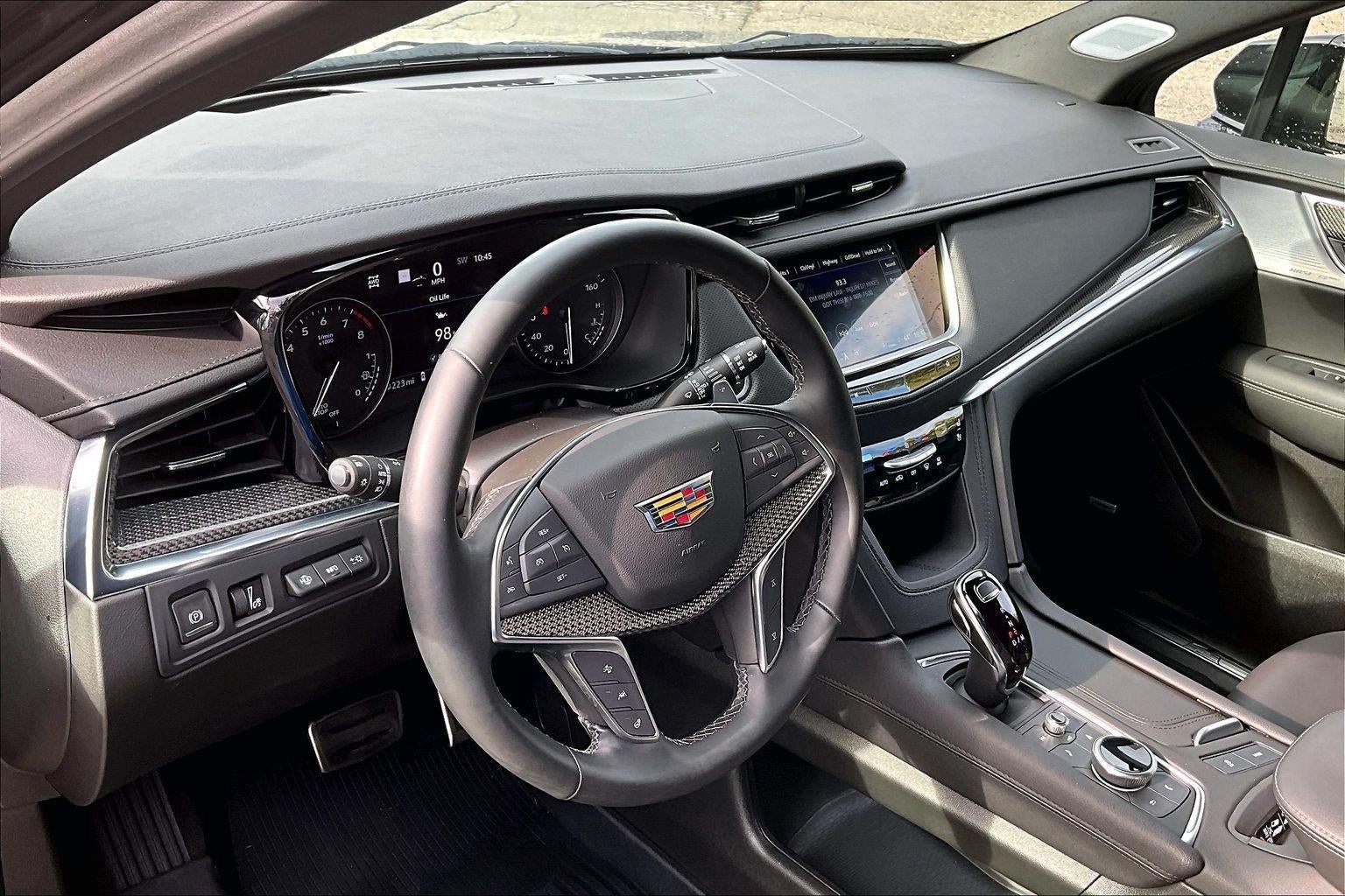 Used 2026 Cadillac XT5 Sportv w/ LPO, Floor Liner Package AWD/4WD image 15