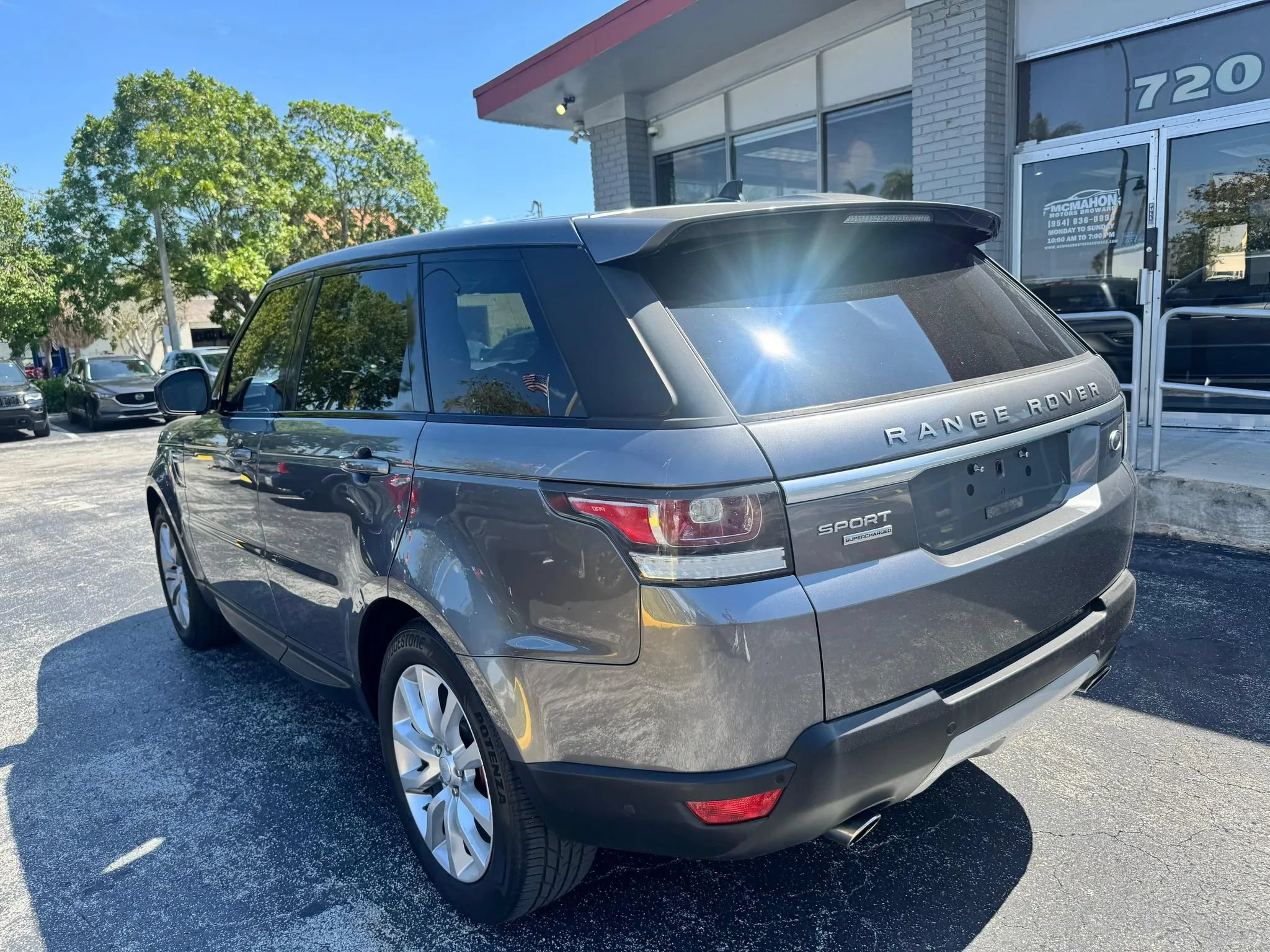 Used 2015 Land Rover Range Rover Sport Supercharged AWD/4WD image 6