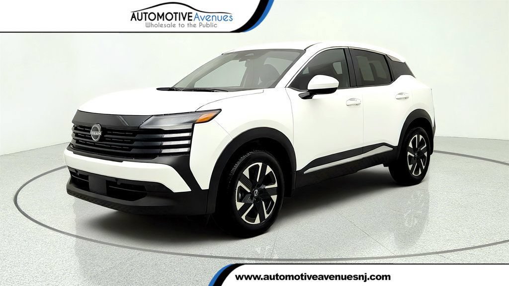 Used 2025 Nissan Kicks SV