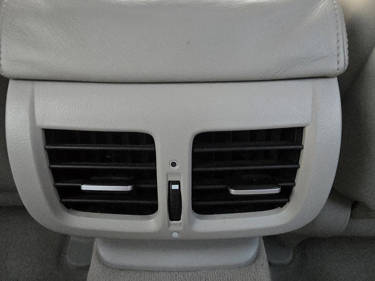 Used 2011 Acura TL w/ Technology Package image 35