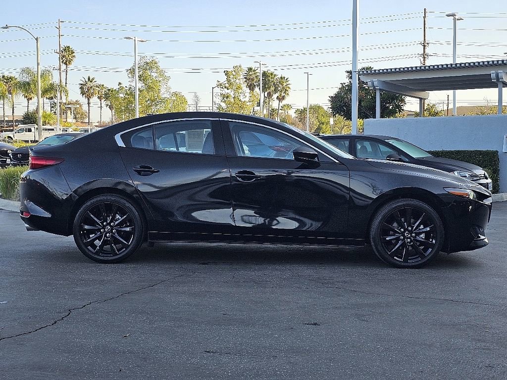 Certified 2025 MAZDA MAZDA3 2.5 Turbo Sedan w/Premium Plus image 10