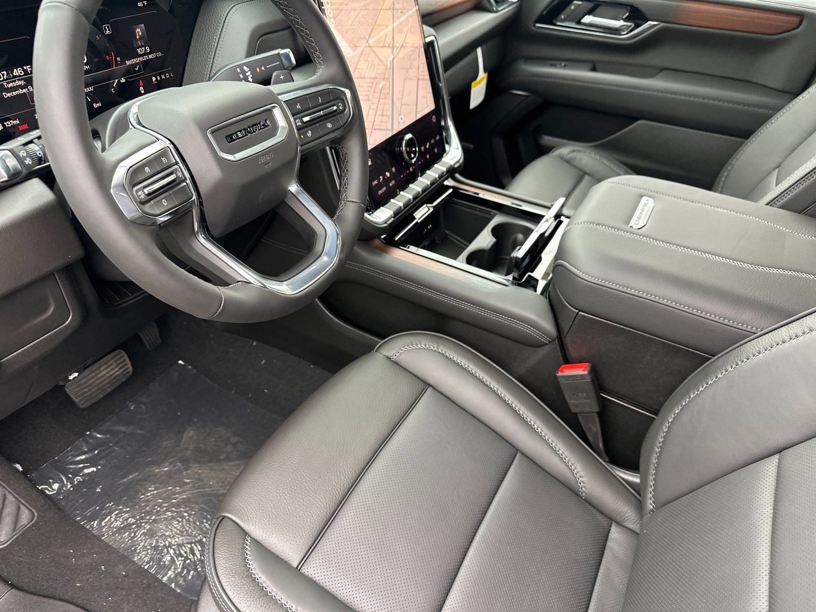 New 2026 GMC Yukon XL Denali w/ Sun & Power Step Package AWD/4WD image 10