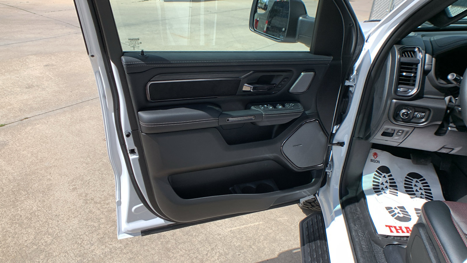 New 2027 RAM 1500 Rebel w/ Rebel Level 2 Equipment Group AWD/4WD image 13