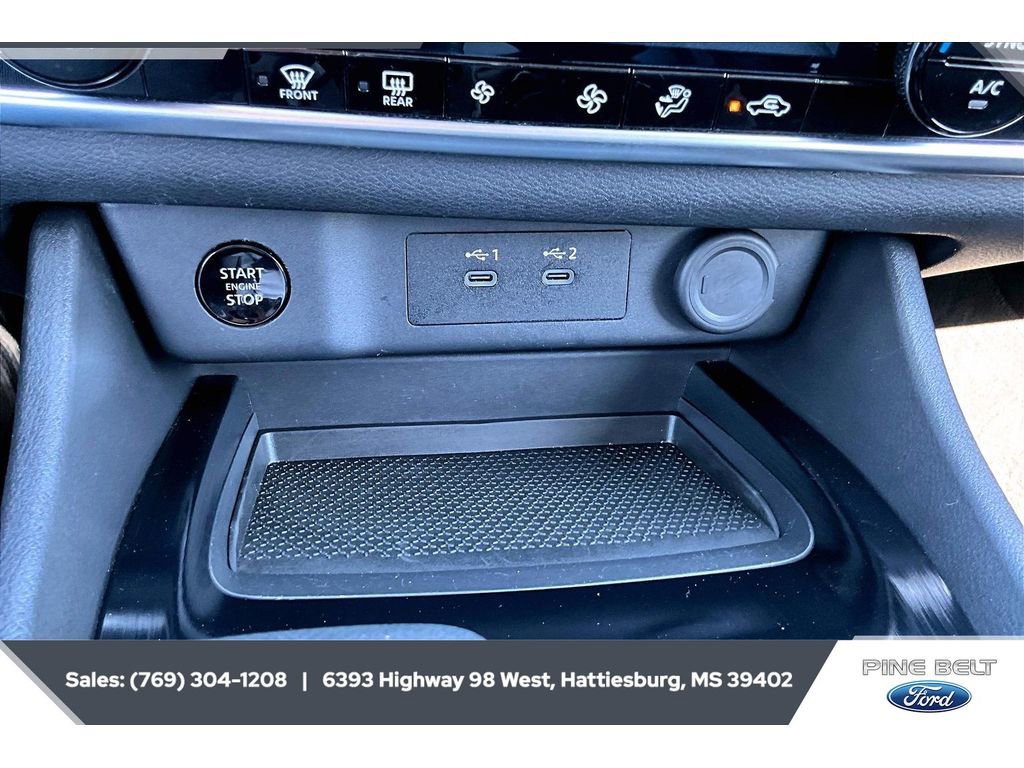 Used 2024 Nissan Rogue SV image 22