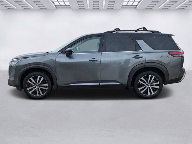 Used 2024 Nissan Pathfinder Platinum FWD image 8