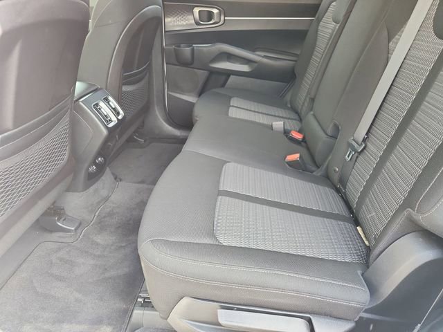 Used 2022 Kia Sorento LX image 22