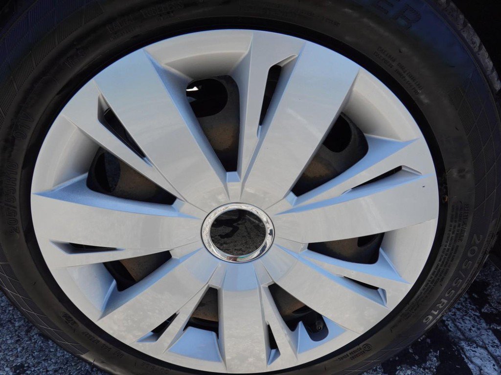 Used 2013 Volkswagen Jetta SE FWD image 9