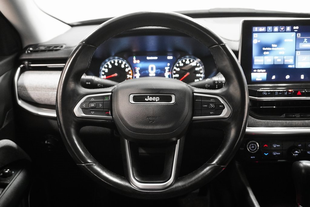 Used 2022 Jeep Compass Latitude image 19