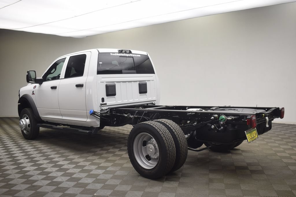 New 2026 RAM 5500 Tradesman AWD/4WD image 13