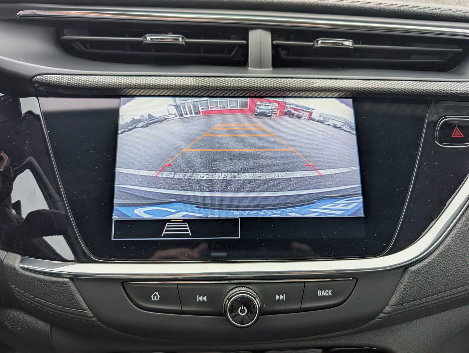 Certified 2023 Buick Encore GX Preferred w/ Cold Weather Comfort Package image 18