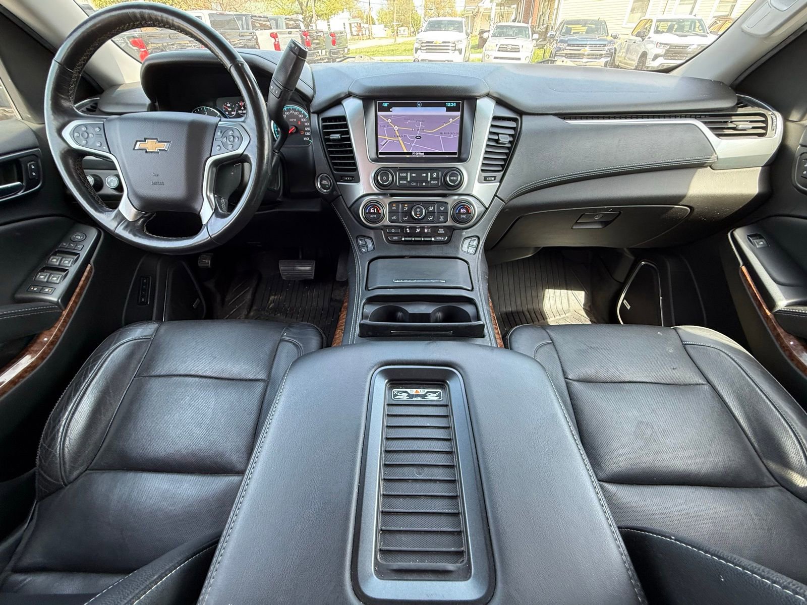 Used 2018 Chevrolet Tahoe Premier AWD/4WD image 15