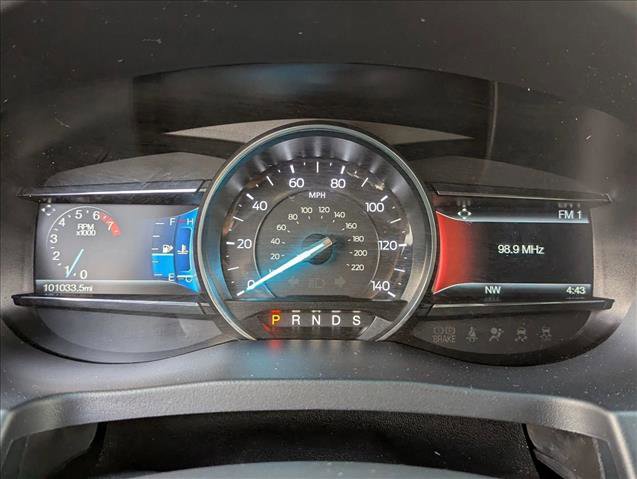 Used 2017 Ford Explorer XLT w/ Equipment Group 202A image 11