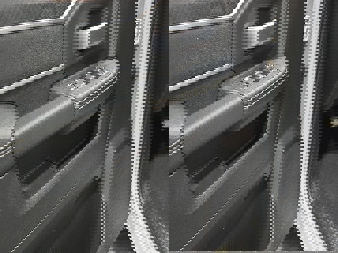 Used 2025 RAM 2500 Big Horn image 9