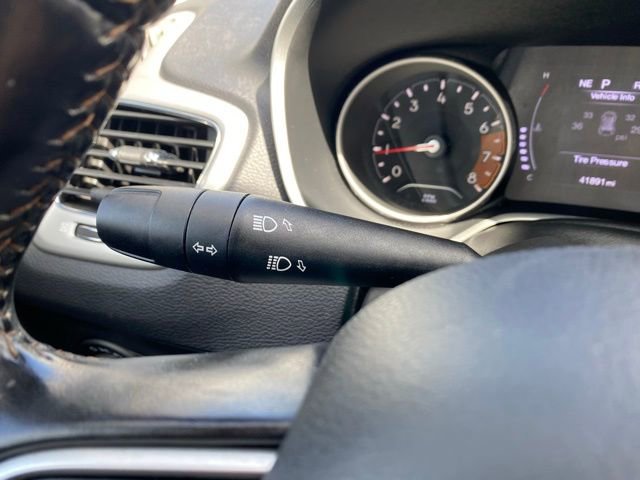 Certified 2020 Jeep Compass Latitude w/ Cold Weather Group image 45