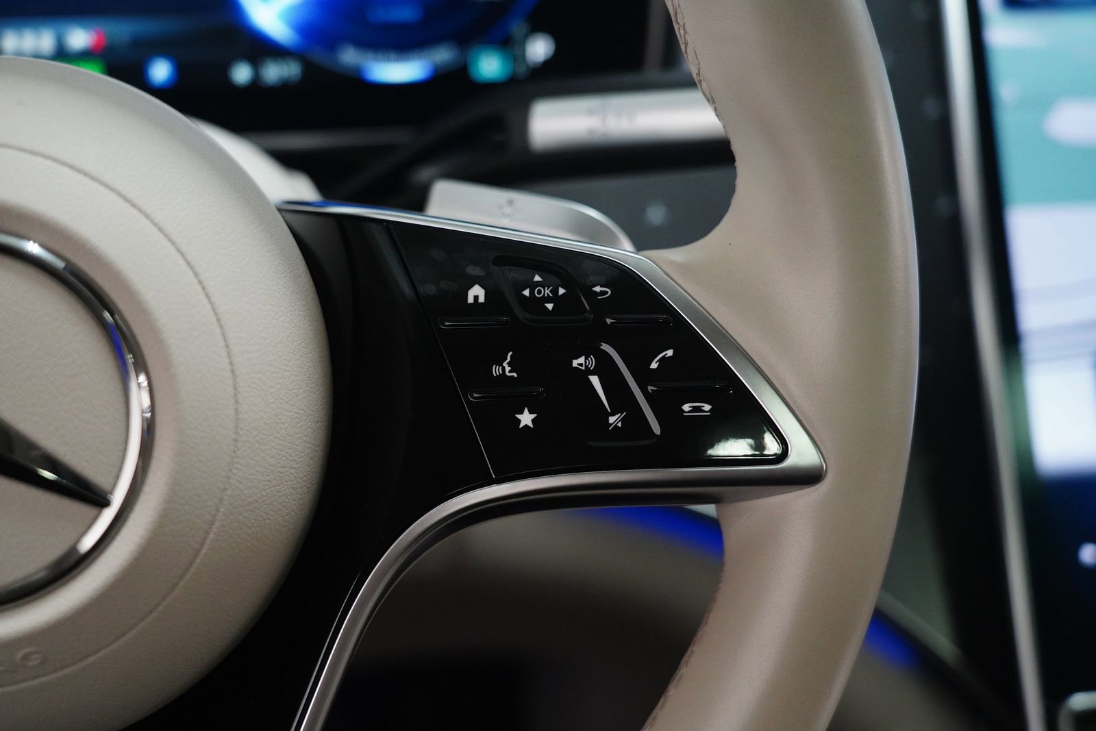 Certified 2023 Mercedes-Benz EQS 450+ 4MATIC Sedan image 19