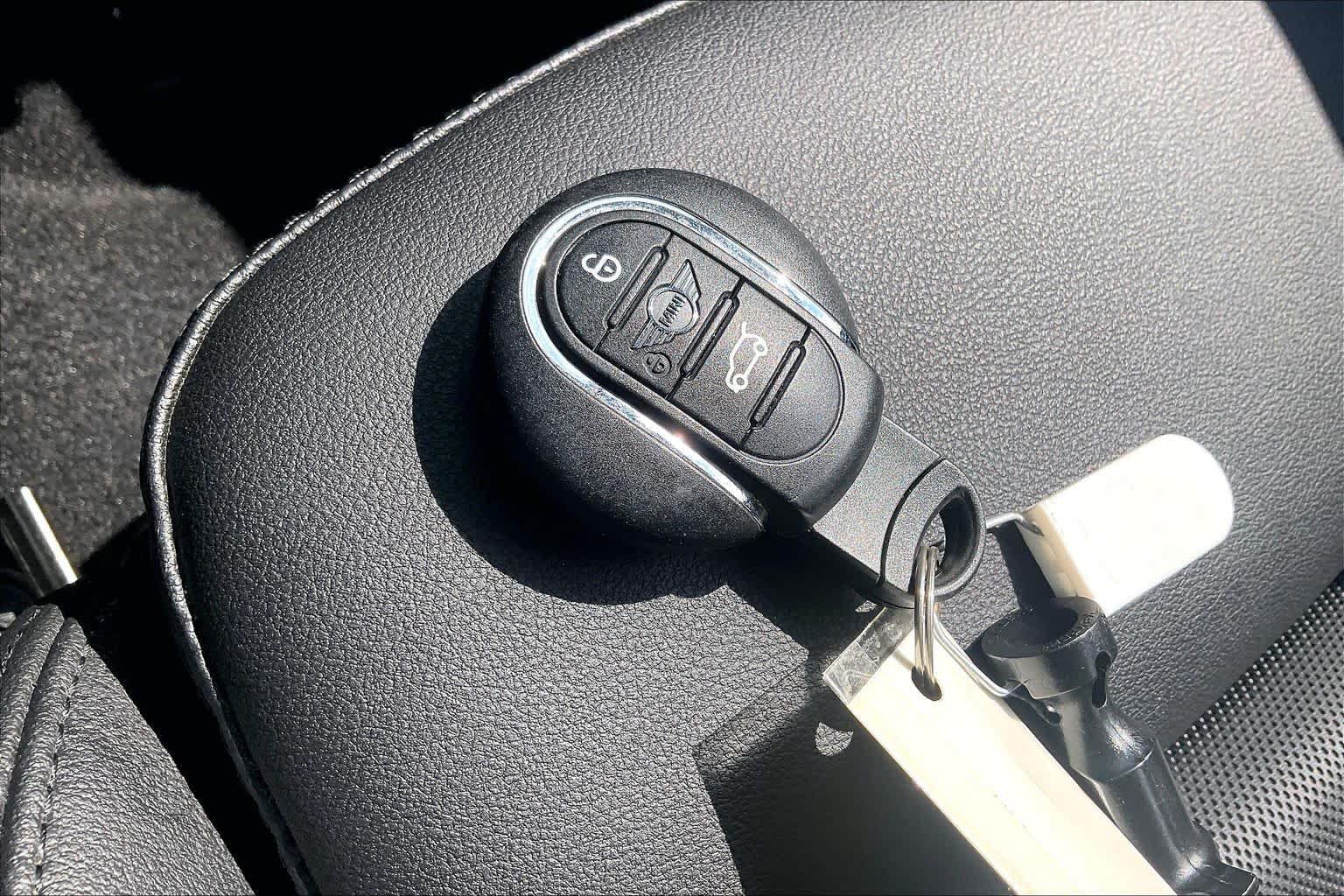 Used 2024 MINI Cooper S FWD image 13
