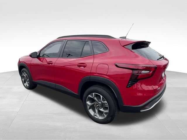 Certified 2026 Chevrolet Trax LT FWD image 4
