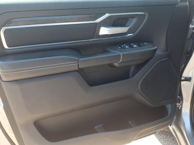 Used 2024 RAM 1500 Big Horn AWD/4WD image 9