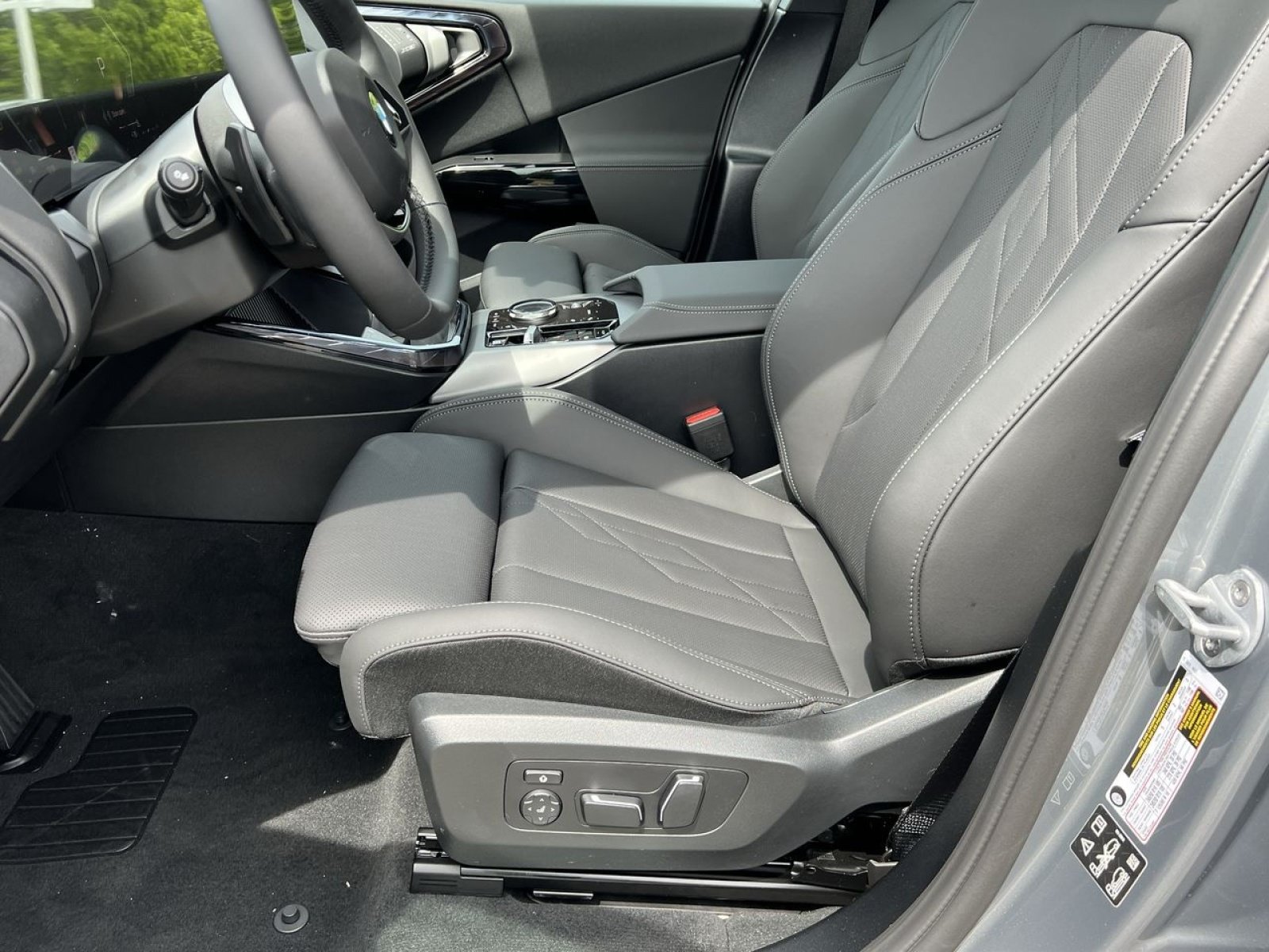 New 2026 BMW X3 xDrive30i w/ Premium Package AWD/4WD image 10