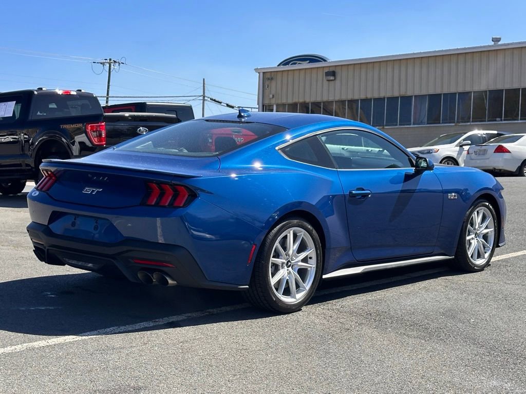 Used 2024 Ford Mustang GT Premium image 8