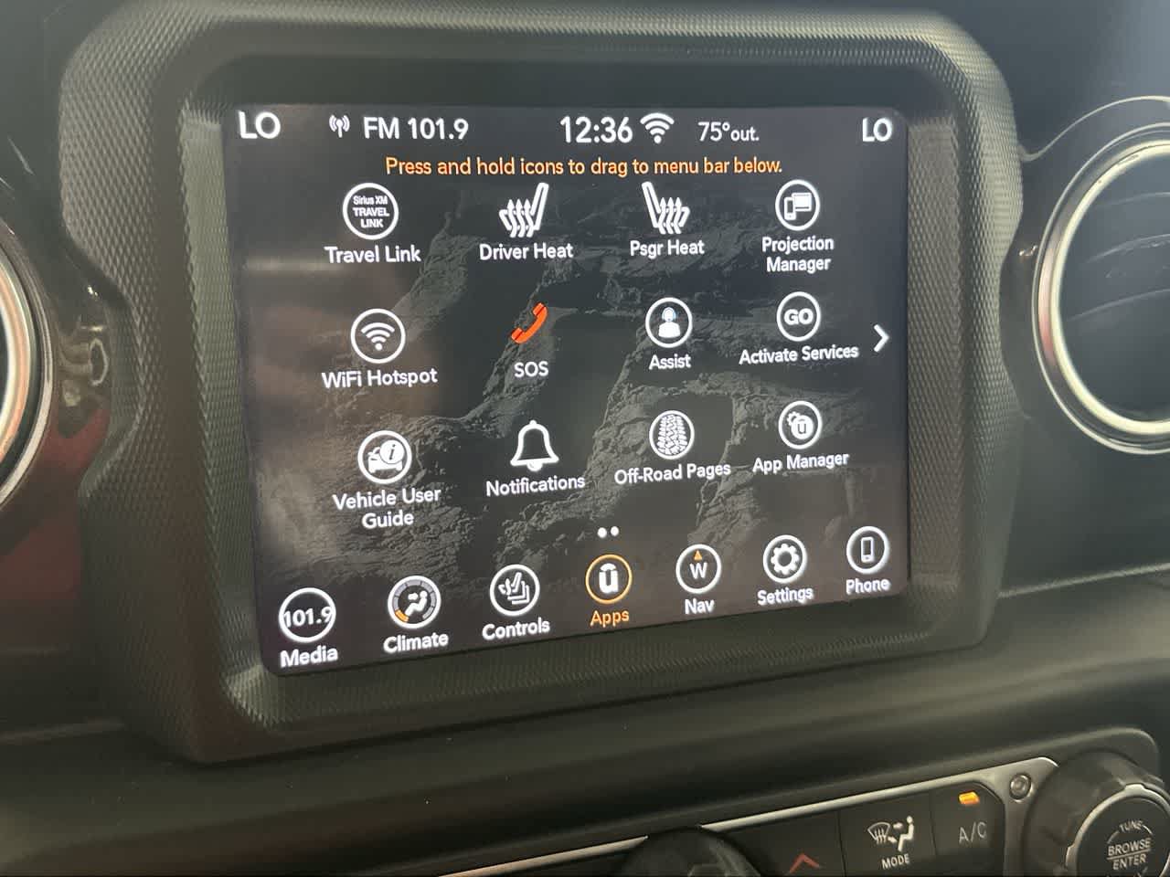 Used 2020 Jeep Wrangler Unlimited Sahara AWD/4WD image 23