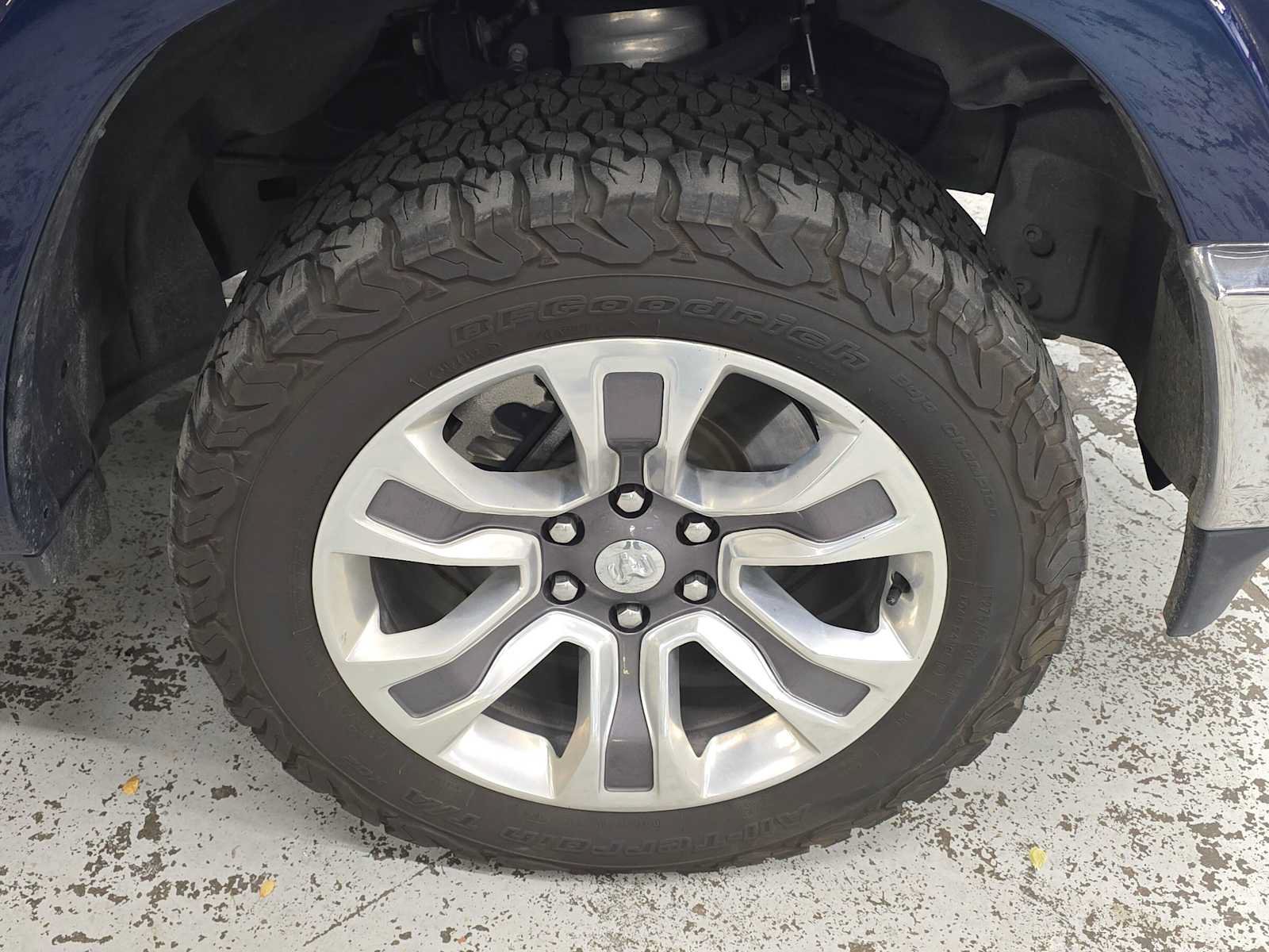 Used 2024 RAM 1500 Limited AWD/4WD image 9