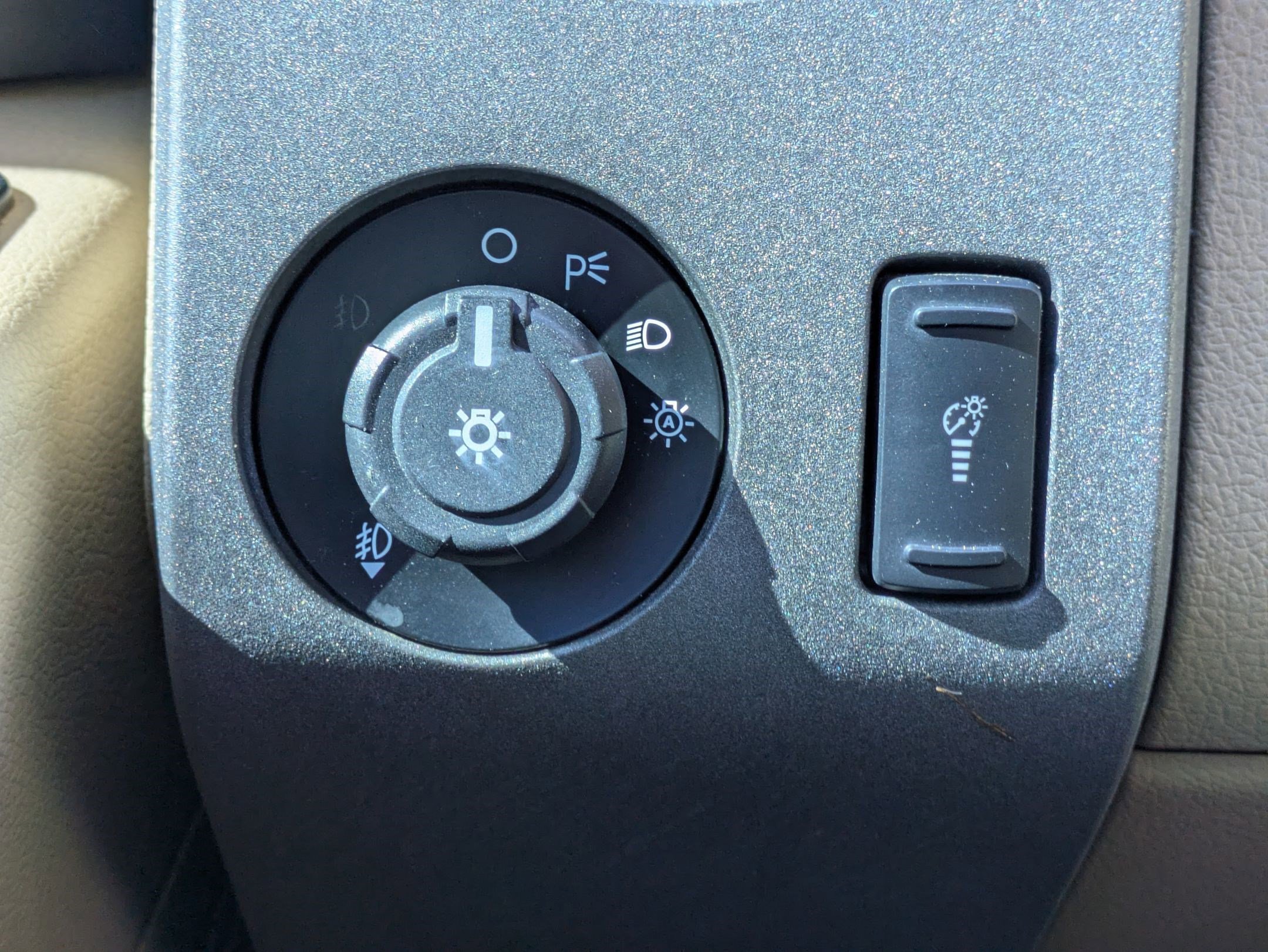 Used 2011 Ford F350 King Ranch w/ FX4 Off Road Pkg AWD/4WD image 23