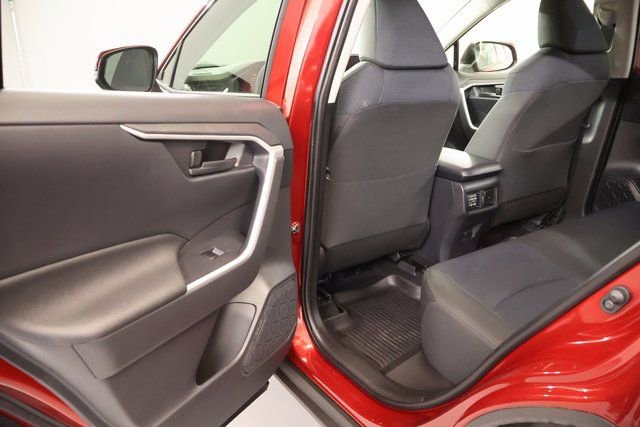 Certified 2024 Toyota RAV4 LE AWD/4WD image 26