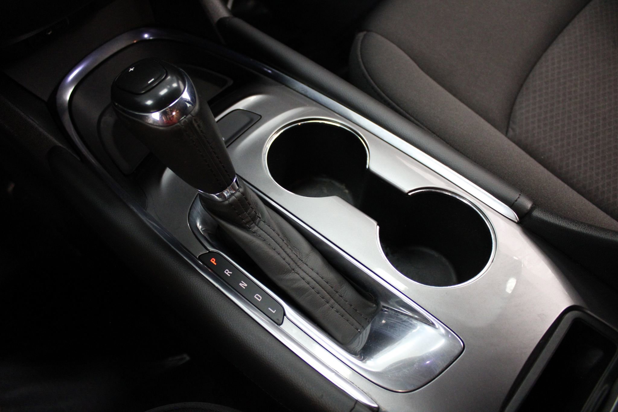 Used 2018 Chevrolet Malibu LT image 34