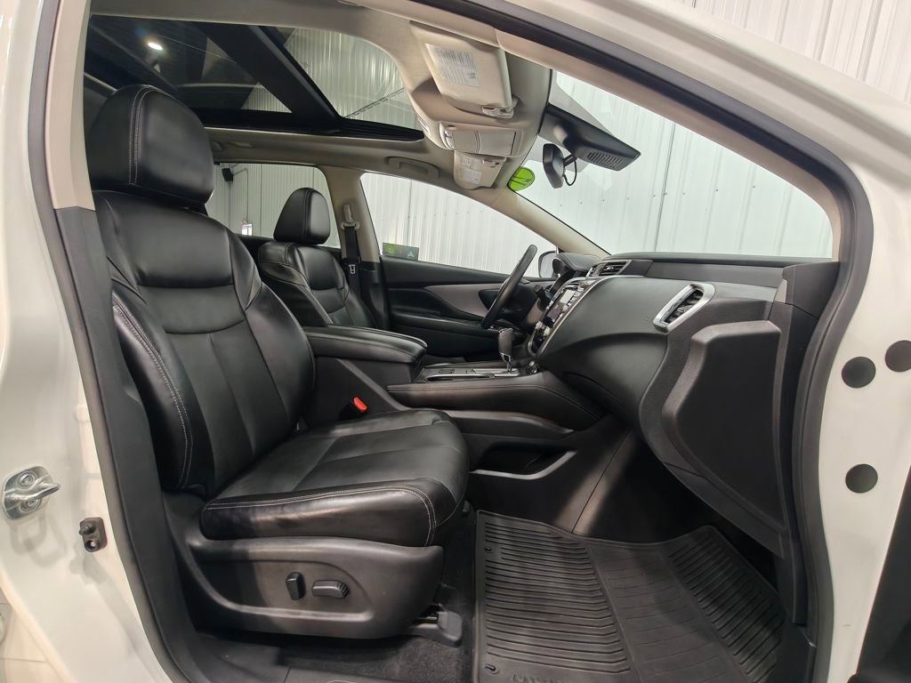 Used 2021 Nissan Murano SL w/ SL Moonroof Package image 26