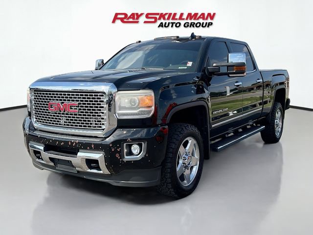 Used 2015 GMC Sierra 2500 Denali w/ Duramax Plus Package AWD/4WD image 3