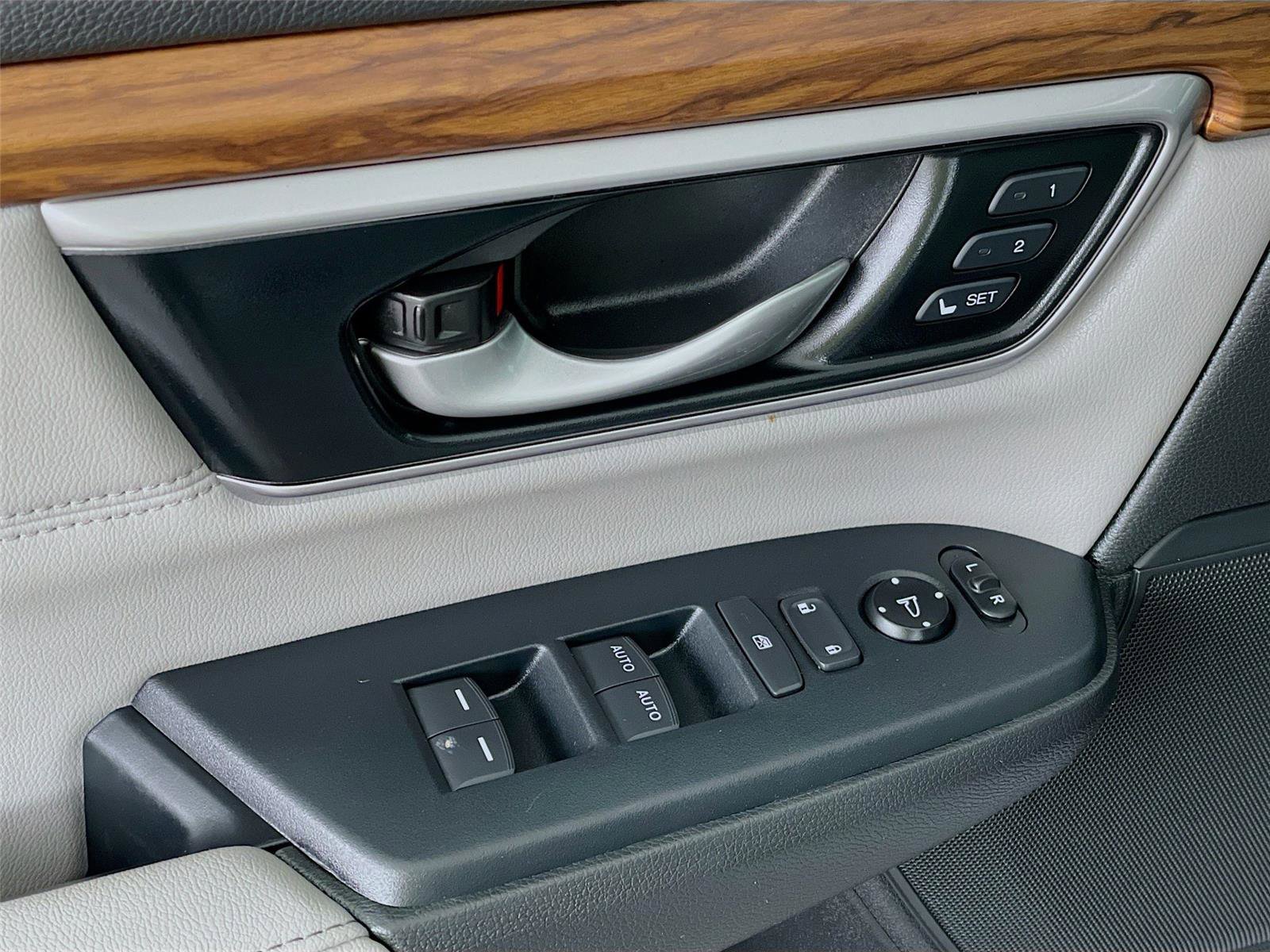 Used 2022 Honda CR-V EX-L image 23