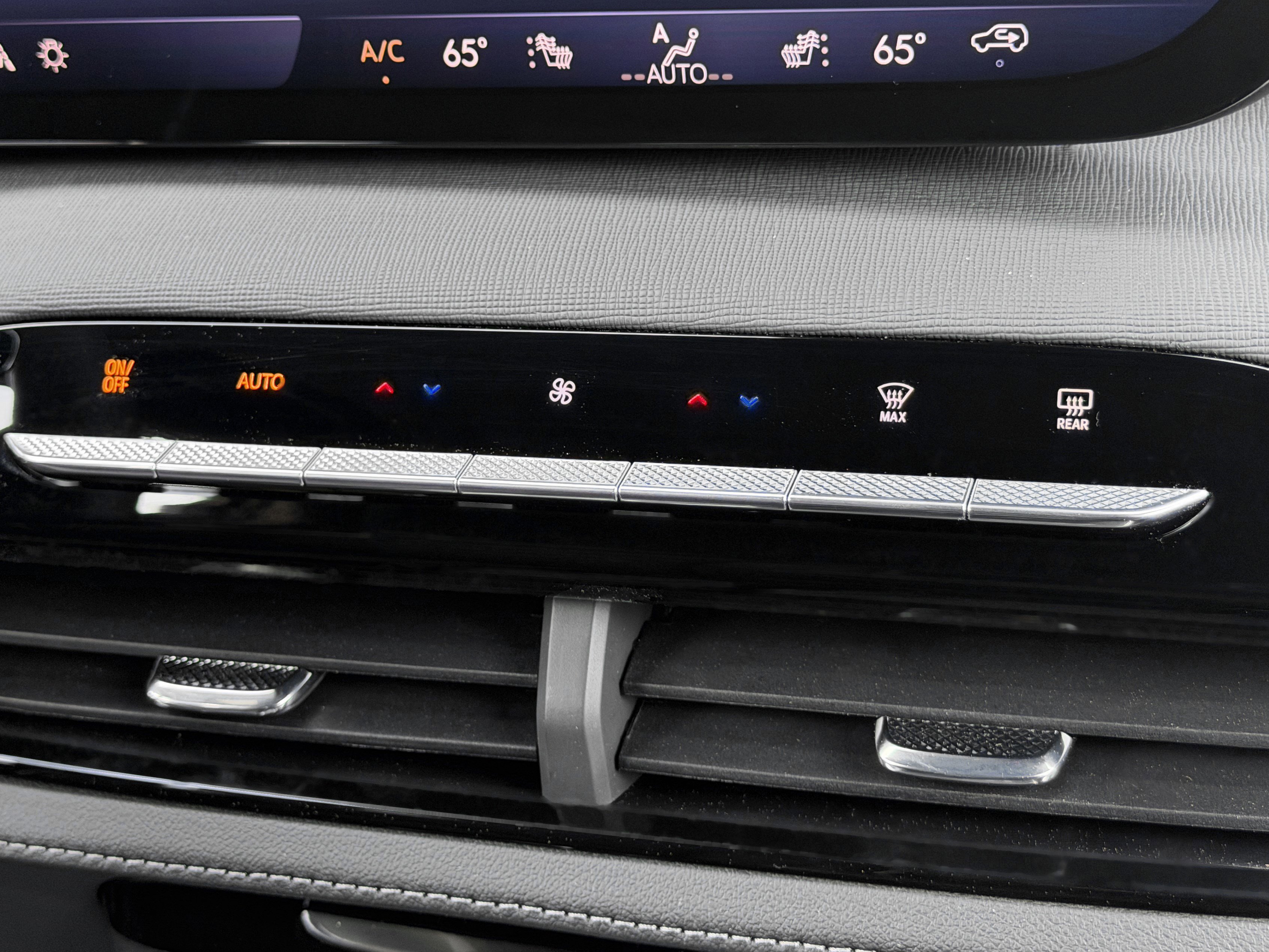 New 2026 Buick Enclave Sport Touring w/ Power Package FWD image 26
