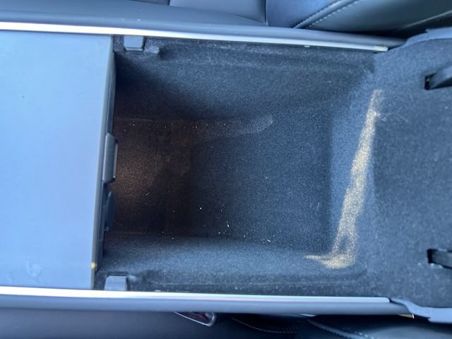 Used 2025 Tesla Model Y Long Range AWD/4WD image 25