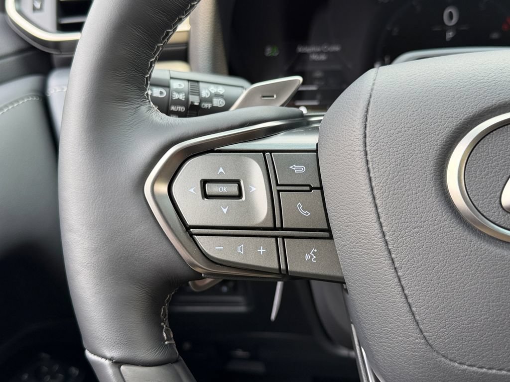 New 2026 Lexus LX 700h Luxury AWD/4WD image 19