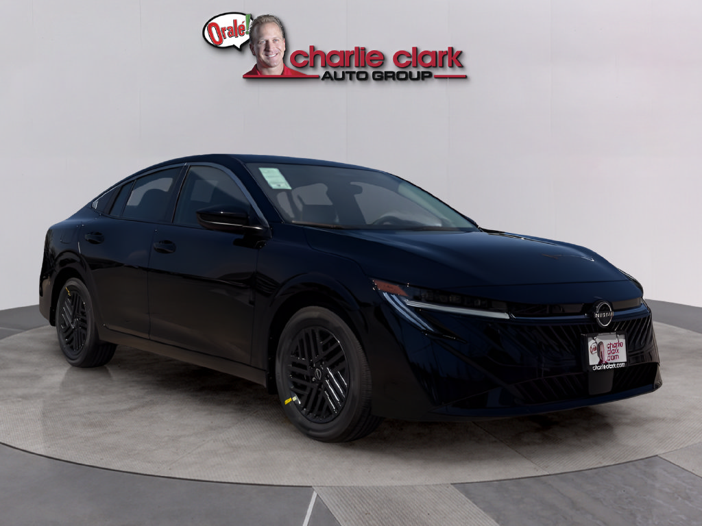 Used 2027 Nissan Sentra SV w/ Floor Mat Package FWD image 4