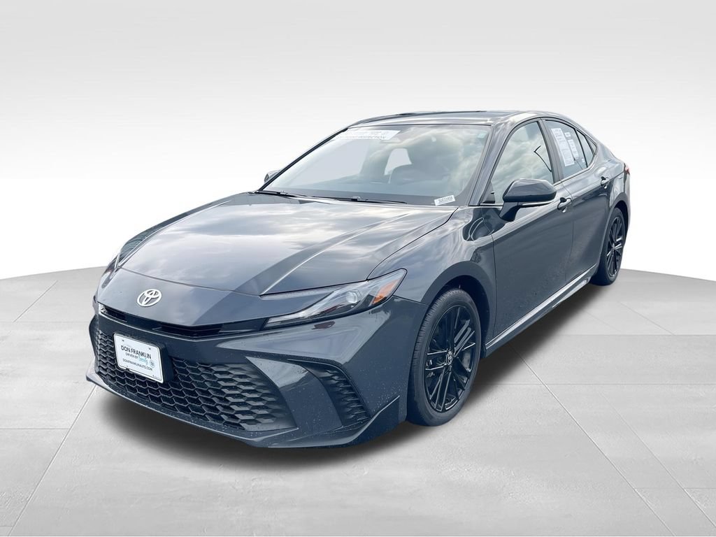 Used 2025 Toyota Camry SE AWD/4WD image 1