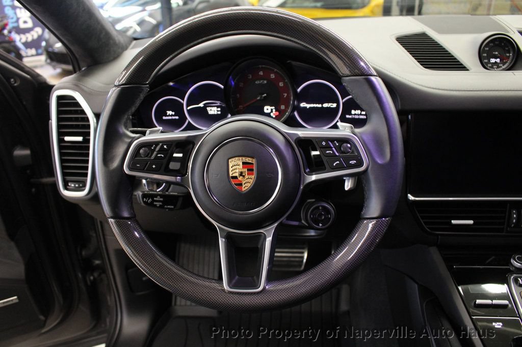 Used 2023 Porsche Cayenne GTS w/ Premium Package AWD/4WD image 16