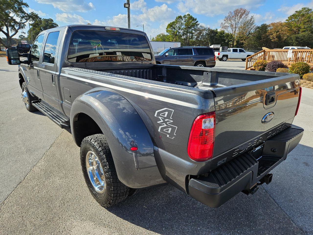 Used 2015 Ford F350 XL w/ Power Equipment Group image 4