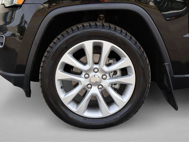Used 2017 Jeep Grand Cherokee Limited AWD/4WD image 30