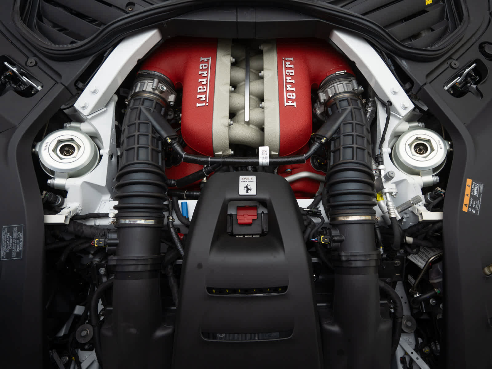 Certified 2025 Ferrari Purosangue image 36