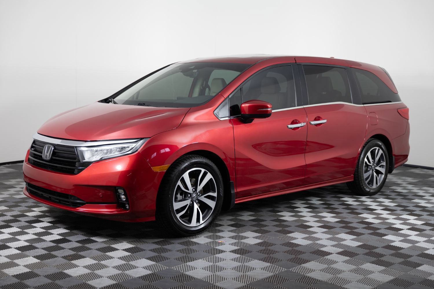 Used 2022 Honda Odyssey Touring image 1