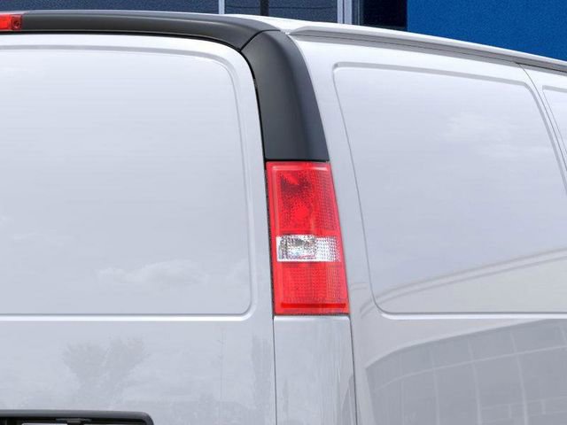 New 2025 Chevrolet Express 3500 w/ Driver Convenience Package image 13