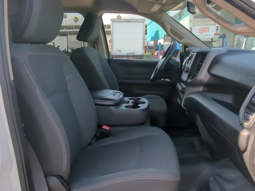 Used 2019 RAM 5500 Tradesman RWD image 28